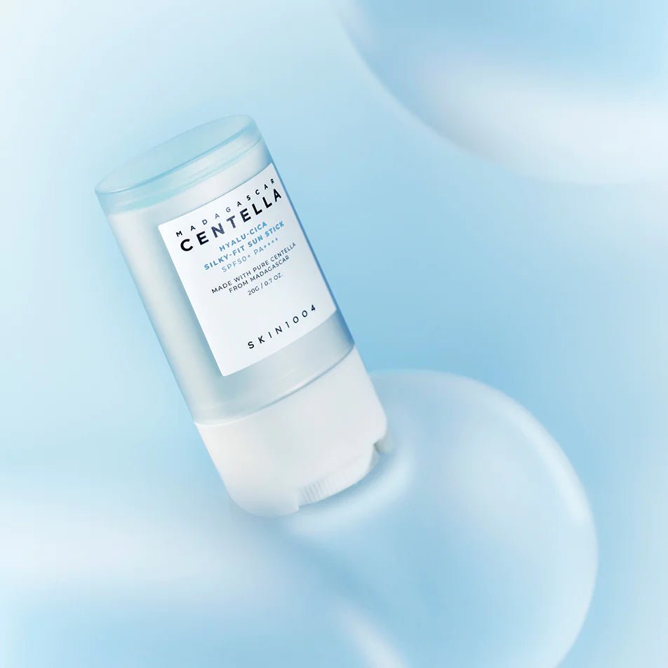 SKIN1004 MADAGASCAR CENTELLA HYALU-CICA SILKY-FIT SUN STICK